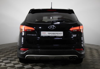 Подержанный автомобиль Hyundai Santa Fe 2014 года (6 фото)