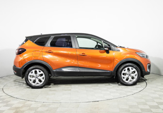 Подержанный автомобиль Renault Kaptur 2016 года (4 фото)