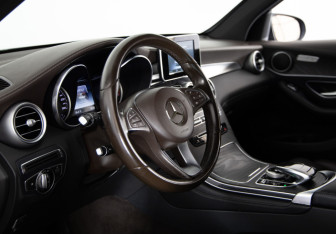 Подержанный автомобиль Mercedes-Benz GLC Coupe 2016 года (11 фото)