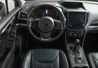 Подержанный автомобиль Subaru XV 2019 года (10 фото)