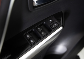 Подержанный автомобиль Mitsubishi Montero Sport 2022 года (22 фото)