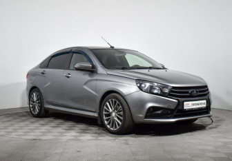 Подержанный автомобиль LADA (ВАЗ) Vesta Sedan 2017 года (3 фото)