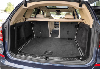 Подержанный автомобиль BMW X3 2019 года (32 фото)