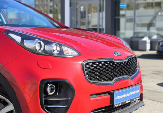 Подержанный автомобиль Kia Sportage 2017 года (8 фото)