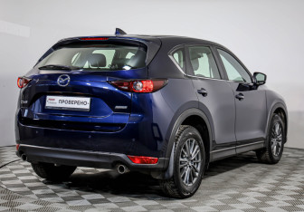 Подержанный автомобиль Mazda CX-5 2017 года (5 фото)