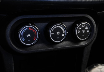 Подержанный автомобиль Mitsubishi Lancer Sedan 2008 года (15 фото)