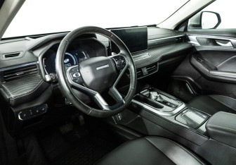 Подержанный автомобиль Haval Jolion 2023 года (11 фото)