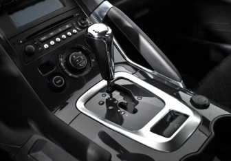 Подержанный автомобиль Peugeot 3008 2014 года (10 фото)