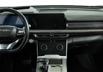 Подержанный автомобиль Exeed VX 2023 года (14 фото)