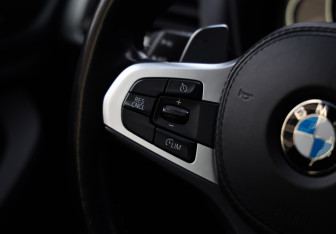 Подержанный автомобиль BMW X3 2019 года (13 фото)