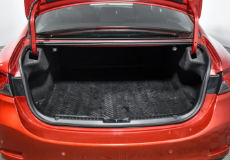 Подержанный автомобиль Mazda 6 Sedan 2013 года (19 фото)