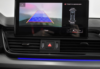 Подержанный автомобиль Audi Q5 2021 года (17 фото)