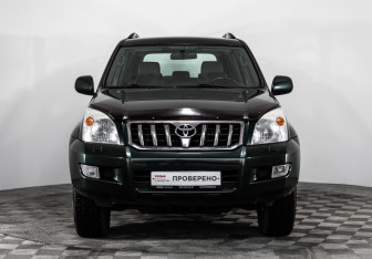 Подержанный автомобиль Toyota Land Cruiser Prado 2003 года (2 фото)