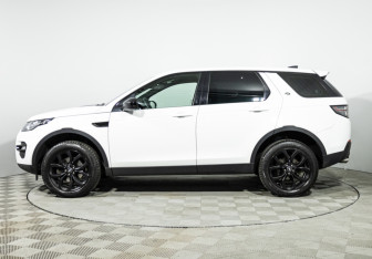 Подержанный автомобиль Land Rover Discovery Sport 2019 года (8 фото)