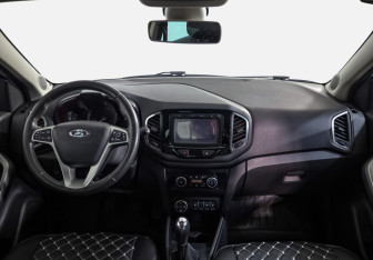 Подержанный автомобиль LADA (ВАЗ) XRAY 2019 года (9 фото)