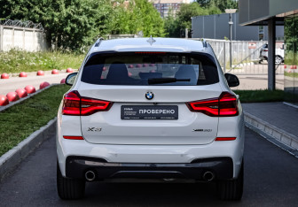 Подержанный автомобиль BMW X3 2019 года (6 фото)