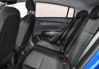 Подержанный автомобиль Kia Rio Hatchback 2021 года (13 фото)