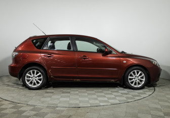 Подержанный автомобиль Mazda 3 Hatchback 2008 года (4 фото)