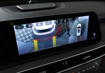 Подержанный автомобиль Chery Tiggo 8 Pro Max 2023 года (17 фото)