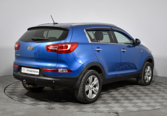 Подержанный автомобиль Kia Sportage 2010 года (5 фото)