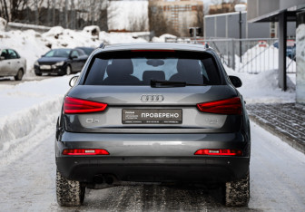 Подержанный автомобиль Audi Q3 2012 года (6 фото)