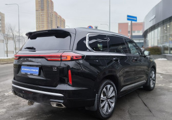 Подержанный автомобиль Exeed VX 2023 года (4 фото)