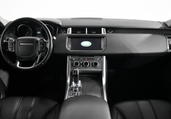 Подержанный автомобиль Land Rover Range Rover Sport 2017 года (15 фото)