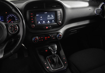 Подержанный автомобиль Kia Soul 2020 года (16 фото)