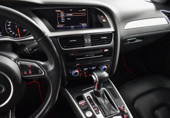 Подержанный автомобиль Audi A4 Sedan 2015 года (16 фото)