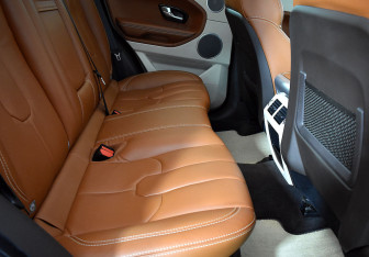 Подержанный автомобиль Land Rover Range Rover Evoque 2012 года (19 фото)