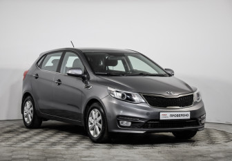 Подержанный автомобиль Kia Rio Hatchback 2017 года (3 фото)