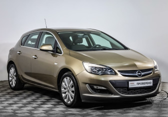 Подержанный автомобиль Opel Astra Hatchback 2012 года (3 фото)