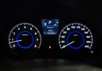 Подержанный автомобиль Hyundai Solaris Hatchback 2012 года (20 фото)