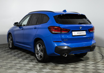 Подержанный автомобиль BMW X1 2019 года (7 фото)