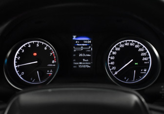 Подержанный автомобиль Toyota Camry Sedan 2022 года (22 фото)