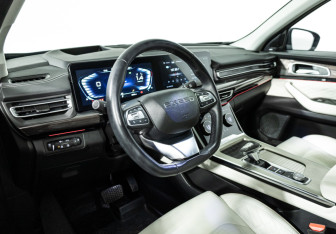 Подержанный автомобиль Exeed VX 2022 года (11 фото)