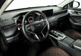 Подержанный автомобиль Haval Jolion 2023 года (11 фото)