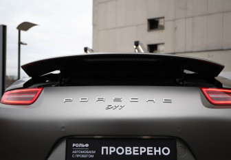 Подержанный автомобиль Porsche 911 Convertible 2013 года (15 фото)