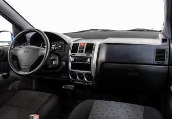Подержанный автомобиль Hyundai Getz 2003 года (9 фото)