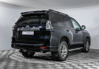 Подержанный автомобиль Toyota Land Cruiser Prado 2019 года (5 фото)