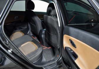 Подержанный автомобиль Kia Ceed Wagon 2016 года (12 фото)