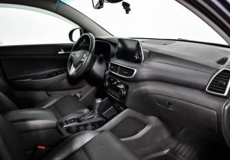 Подержанный автомобиль Hyundai Tucson 2020 года (14 фото)