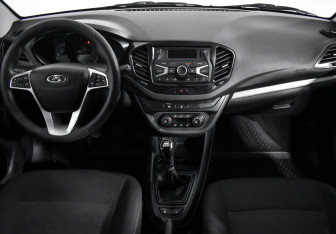 Подержанный автомобиль LADA (ВАЗ) Vesta Sedan 2019 года (11 фото)