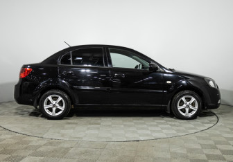 Подержанный автомобиль Kia Rio Sedan 2010 года (4 фото)