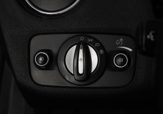 Подержанный автомобиль Ford Mondeo Sedan 2012 года (21 фото)