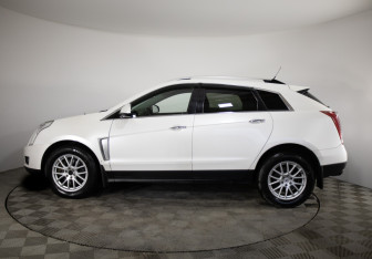 Подержанный автомобиль Cadillac SRX 2013 года (8 фото)
