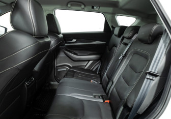 Подержанный автомобиль Soueast DX8S 2022 года (10 фото)