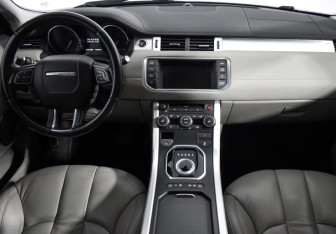Подержанный автомобиль Land Rover Range Rover Evoque 2012 года (15 фото)