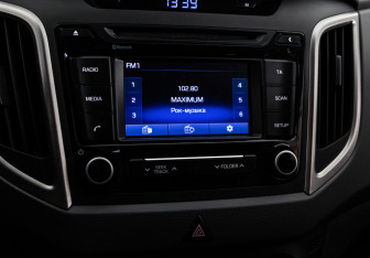 Подержанный автомобиль Hyundai Creta 2017 года (14 фото)