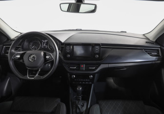 Подержанный автомобиль Skoda Rapid Liftback 2020 года (9 фото)